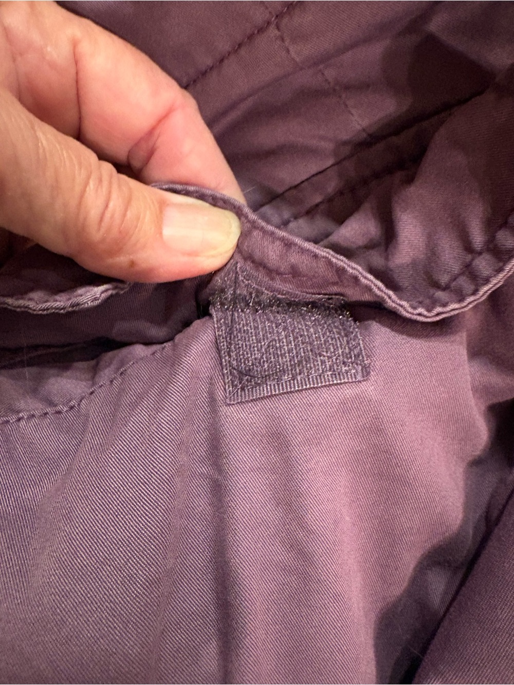 Caribbean Joe Women's Cargo Pants in Dusty Plum size 12 - Picture 9 of 10